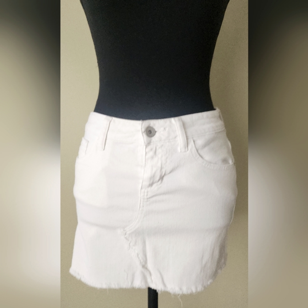 White Guess Denim Mini Skirt